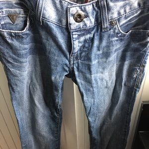 Low rise guess jeans